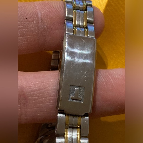 Vintage Women’s Tissot Watch - Picture 4 of 7